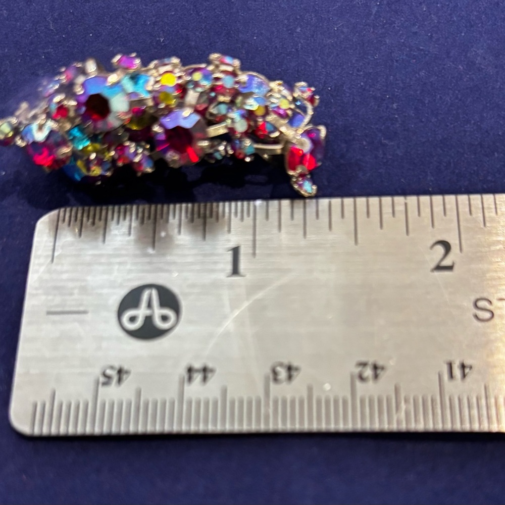 Aurora Borealis Rhinestone Clip - Picture 2 of 6
